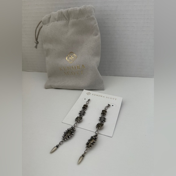 ✨NEW NEVER WORN✨ Kendra Scott Vintage Inspired Linear Earrings - Picture 5 of 5